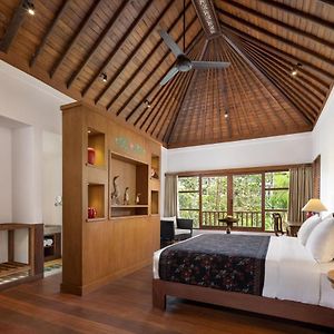 Grand Deluxe King Room